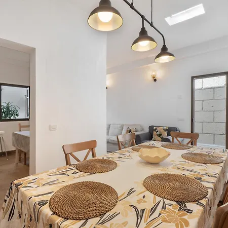 Casa Acogedora Con Barbacoa בית נופש